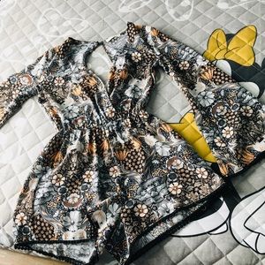 NWOT floral romper